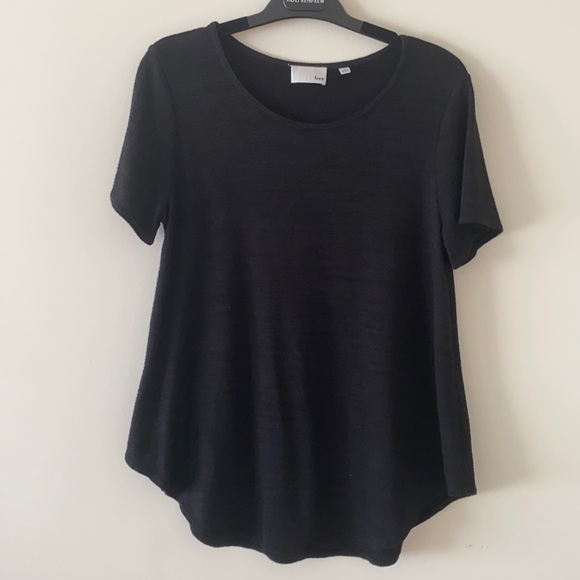 Aritzia Wilfred free black Esther T-shirt (L)